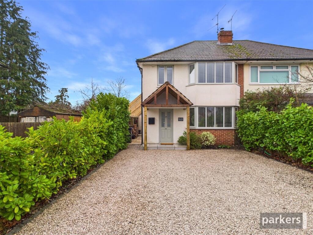 Main image of property: Silver Fox Crescent, Woodley, Reading, Berkshire, RG5