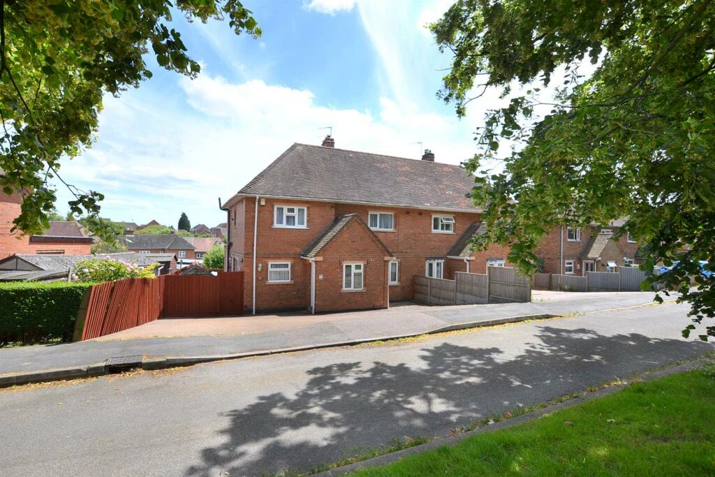 3 bedroom semidetached house for sale in Glenfields, Shepshed