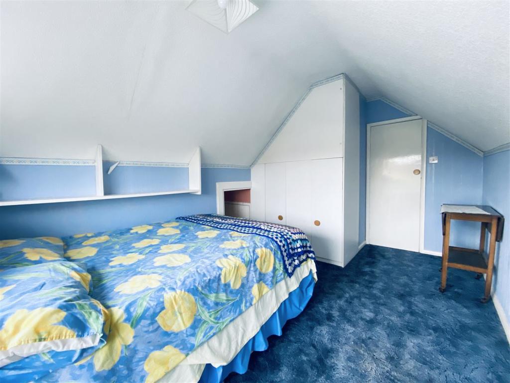 4 bedroom detached bungalow for sale in Swannington Road, Coalville