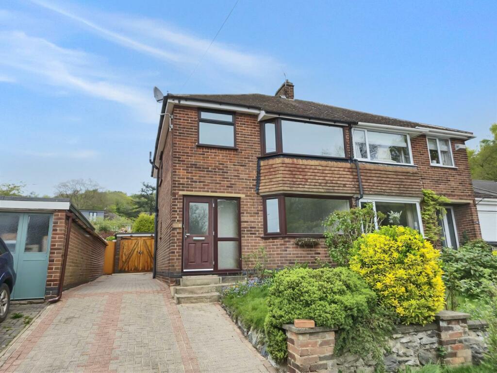 3 bedroom semidetached house for sale in St. Bernards Road, Whitwick