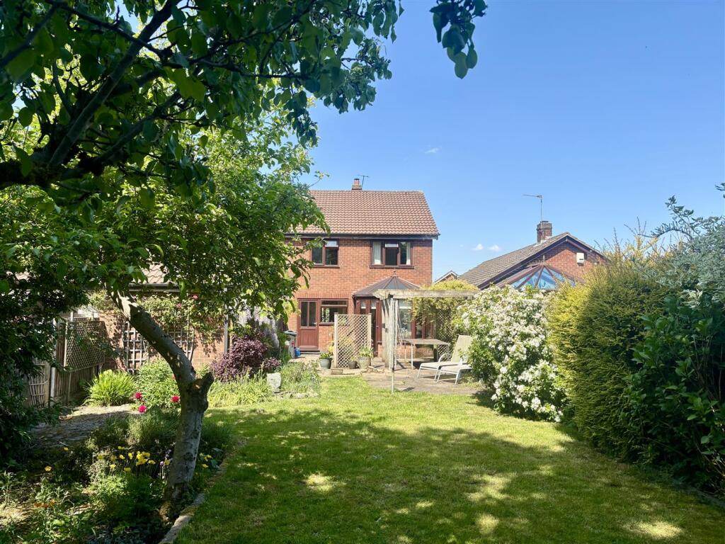 Main image of property: Ibstock Road, Ellistown, Leicestershire
