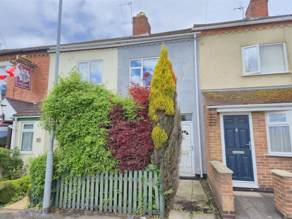 2 bedroom terraced house