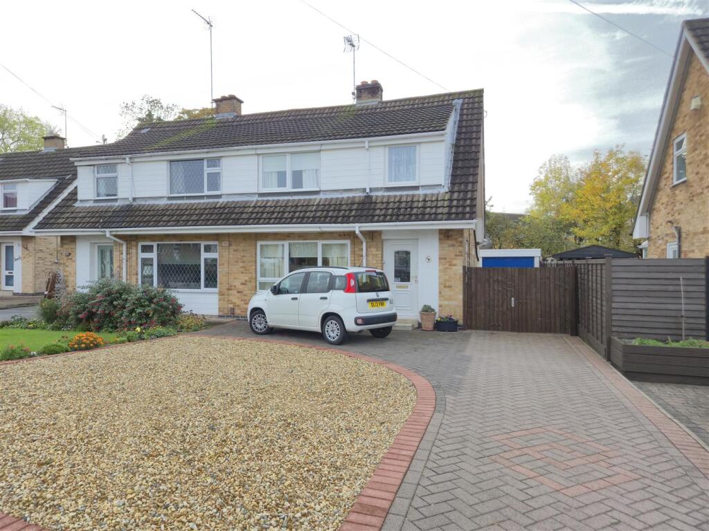 Main image of property: Farndale, Whitwick, Leicestershire