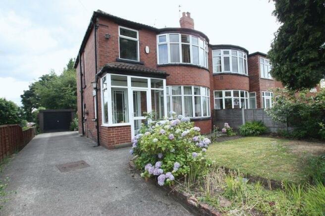 Main image of property: West Park Drive West, Leeds, West Yorkshire, LS8