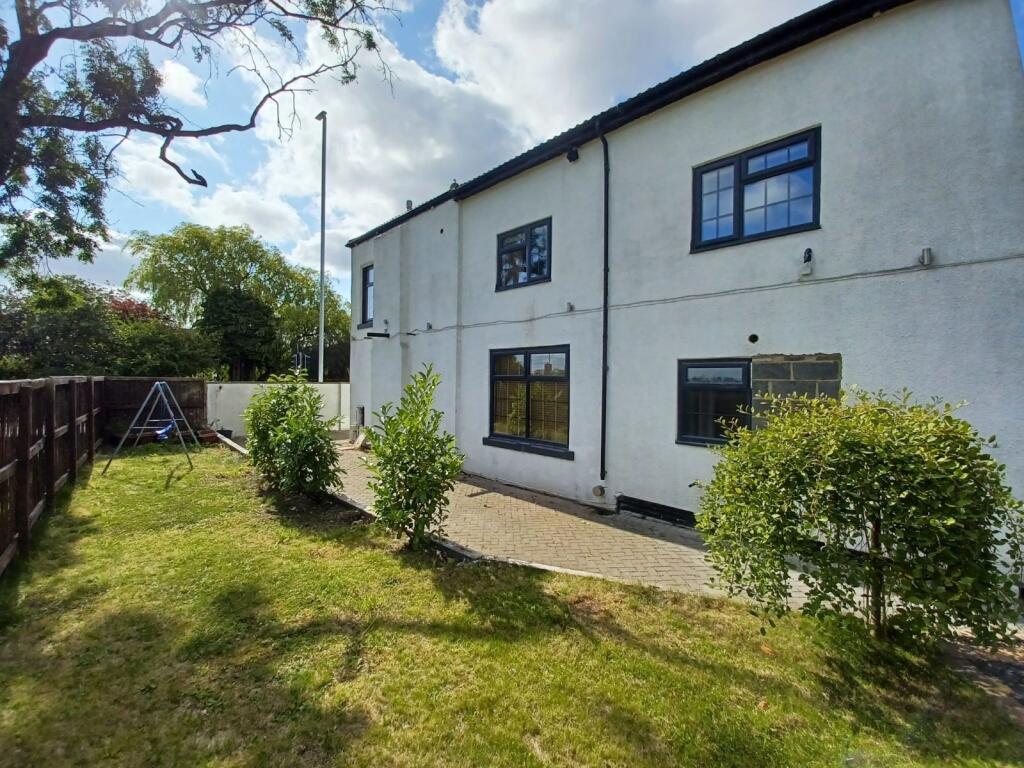 Main image of property: Wetherby Road, Leeds, West Yorkshire, LS17