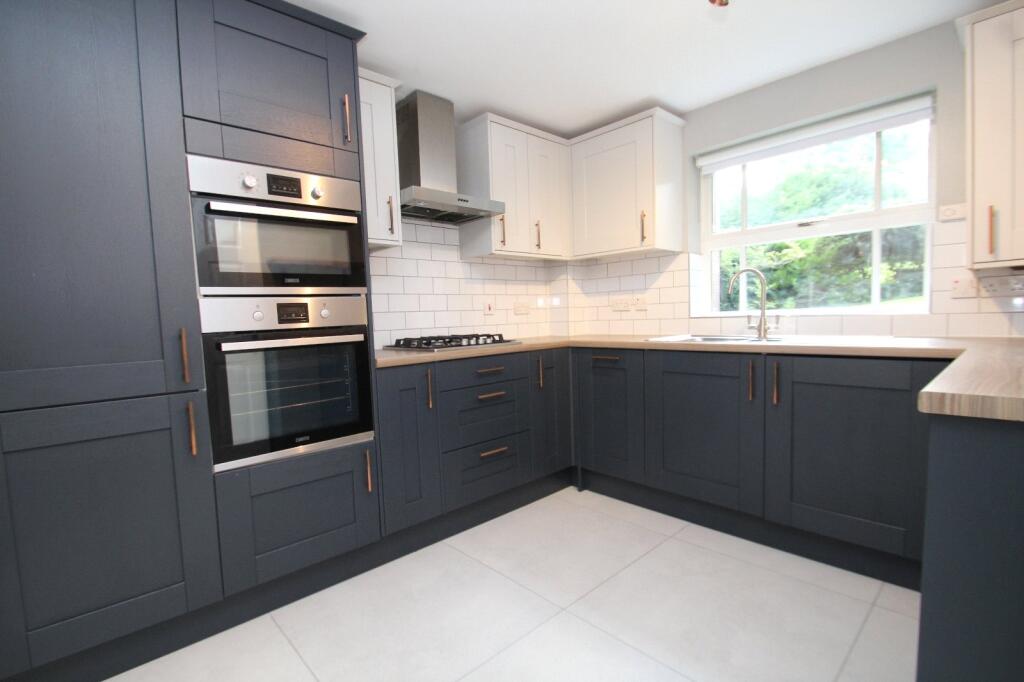 Main image of property: Allerton Park, Chapel Allerton, Leeds, LS7