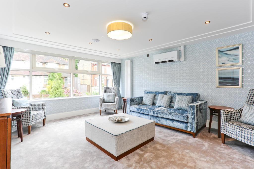 1 bedroom retirement property for rent in The Vale, Knollys Road, Streatham, SW16