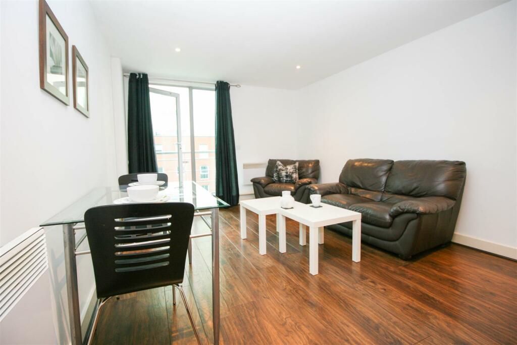 Additional property image - Orion, 90 Navigation Street