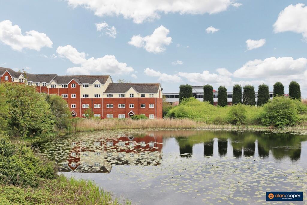 2 bedroom apartment for sale in The Waterfront, Exhall, Coventry, CV7