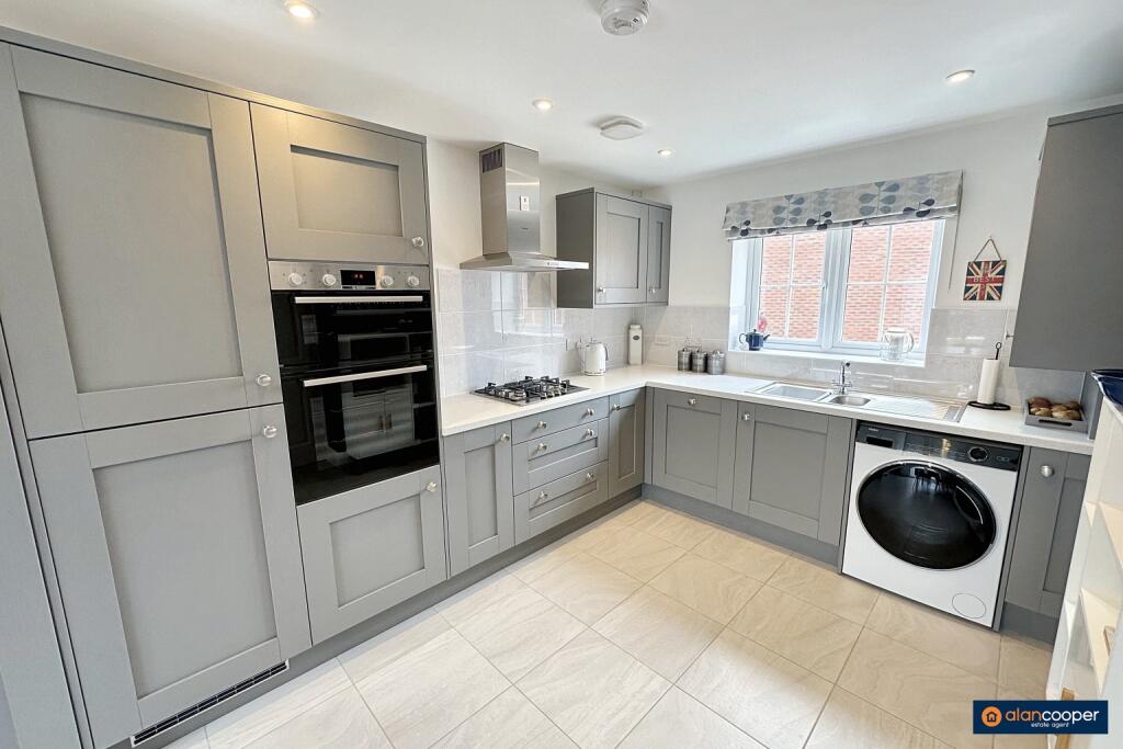 Additional property image - Wyandotte Lane, Lockley Gardens, Nuneaton, CV11 6XS