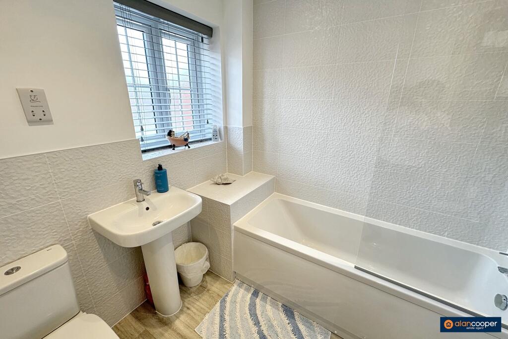 Additional property image - Wyandotte Lane, Lockley Gardens, Nuneaton, CV11 6XS