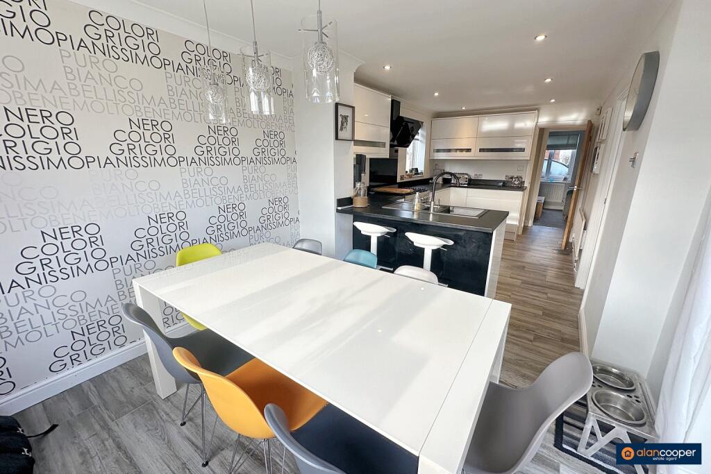 Additional property image - Hinckley Road, Stoke Golding, CV13 6DU