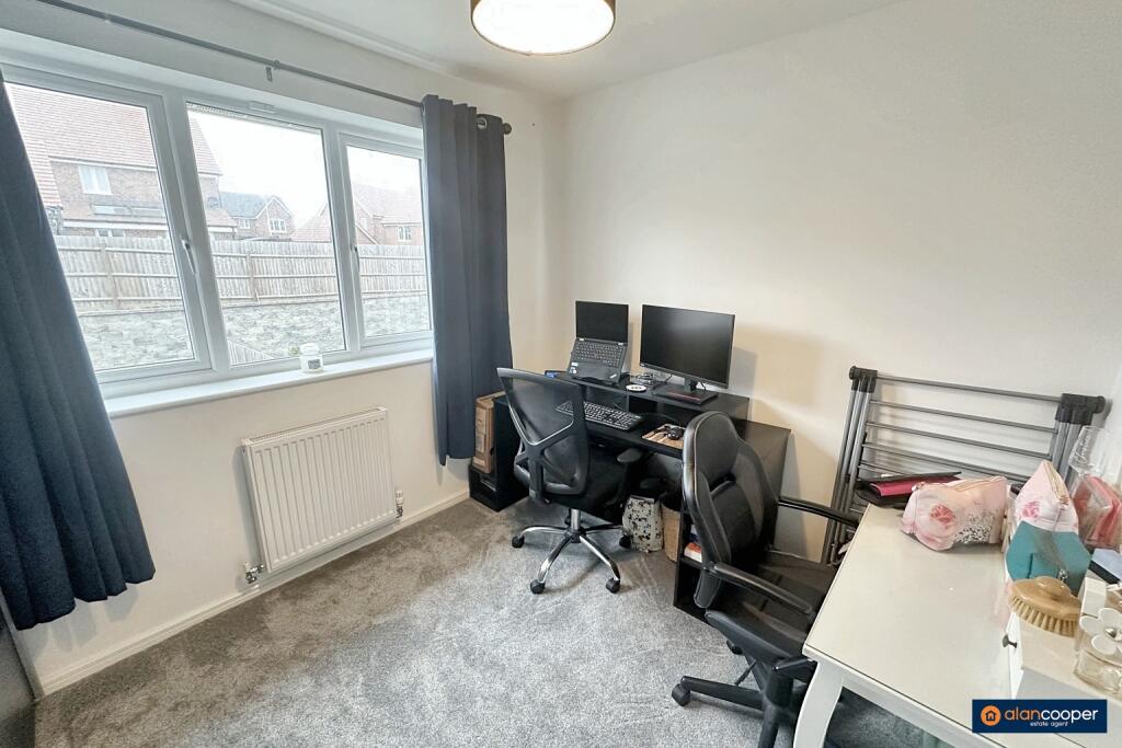 Additional property image - Polar Avenue, Galley Common, Nuneaton, CV10 9SX