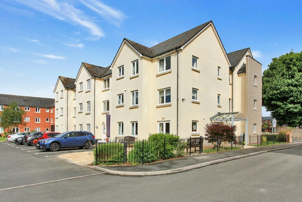 1 bedroom retirement property for sale in Cobbett Court, Hammond Close