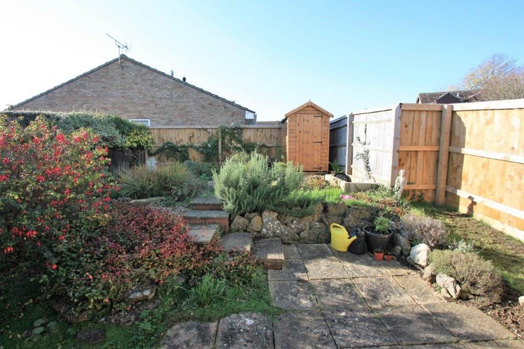 2 bedroom bungalow for sale in The Dormers, Highworth, Swindon, SN6 7PA