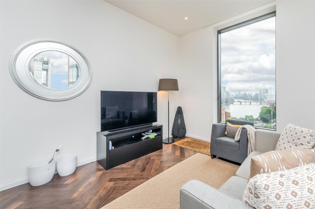 2 bedroom apartment for sale in Ambassador Building, New Union Square