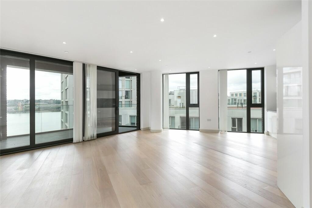 Main image of property: Echo Court, Royal Wharf, 21 Admiralty Avenue, E16