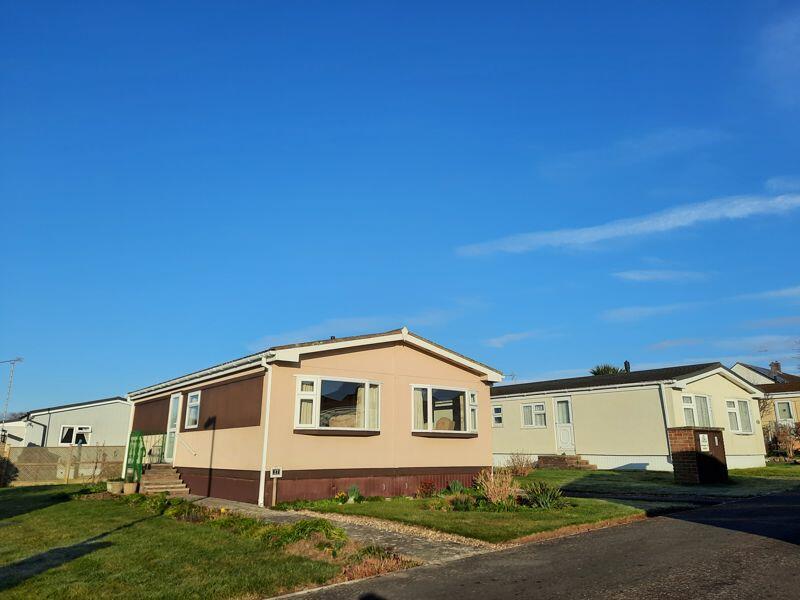2 bedroom park home for sale in Houndstone Park, Yeovil, BA22