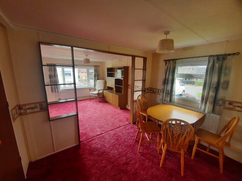 2 bedroom park home for sale in Houndstone Park, Yeovil, BA22