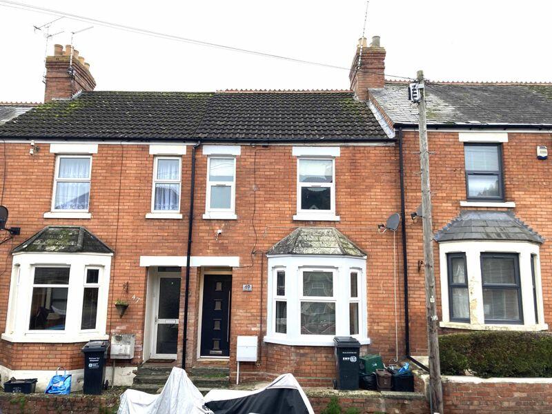 3 bedroom terraced house for sale in Percy Road, Yeovil - Internal ...