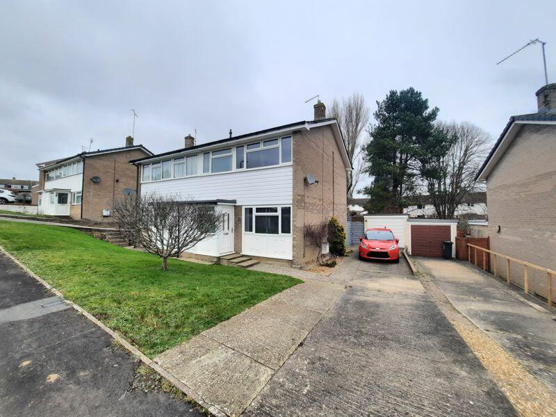 3 bedroom semidetached house for sale in Rivers Road, Yeovil, BA21