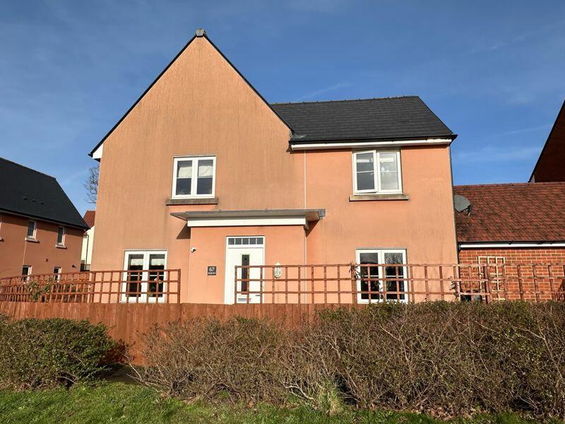 4 bedroom link detached house for sale in Raleigh Road, Wyndham Park