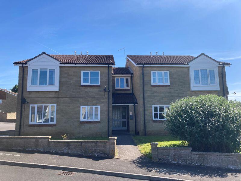 1 bedroom flat for sale in Tresco Spinney, Abbey Manor Park, Yeovil, BA21