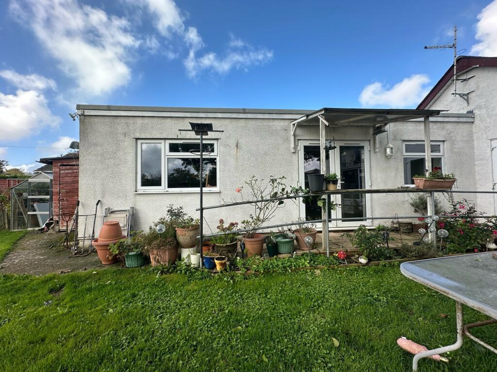 Additional property image - Wraxhill Road, Yeovil, Somerset