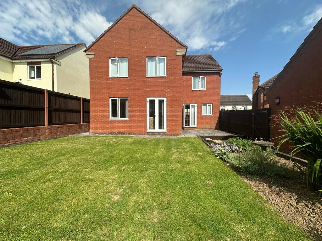Additional property image - Poplar Drive, Yeovil, Somerset