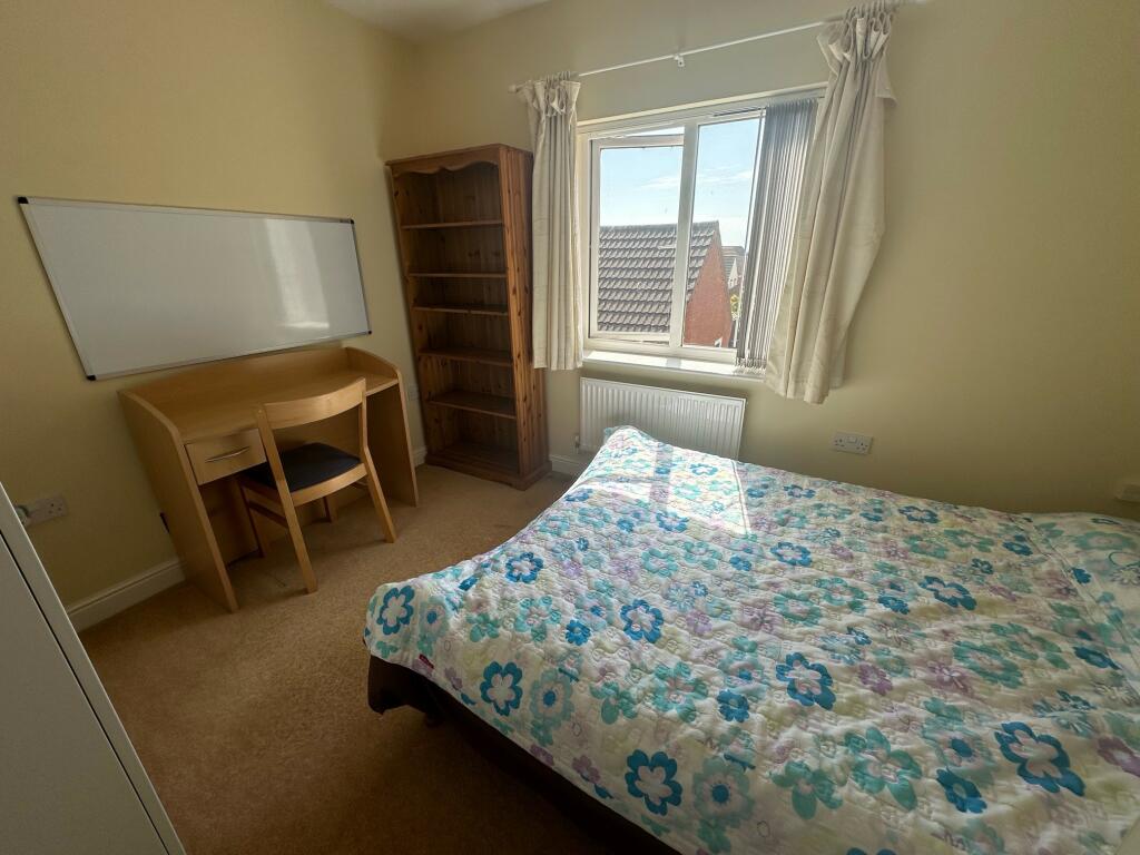 Additional property image - Poplar Drive, Yeovil, Somerset
