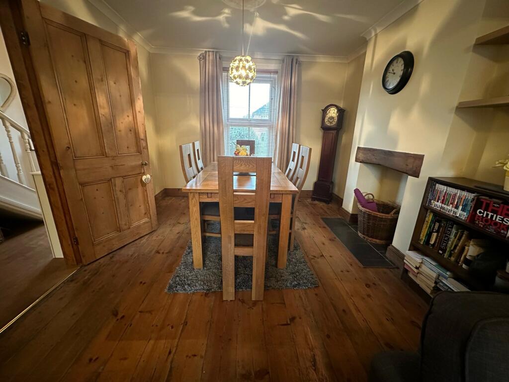 Additional property image - Larkhill Road, Yeovil, Somerset
