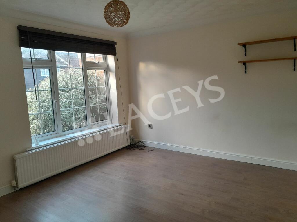 Additional property image - Ivy Walk, Yeovil