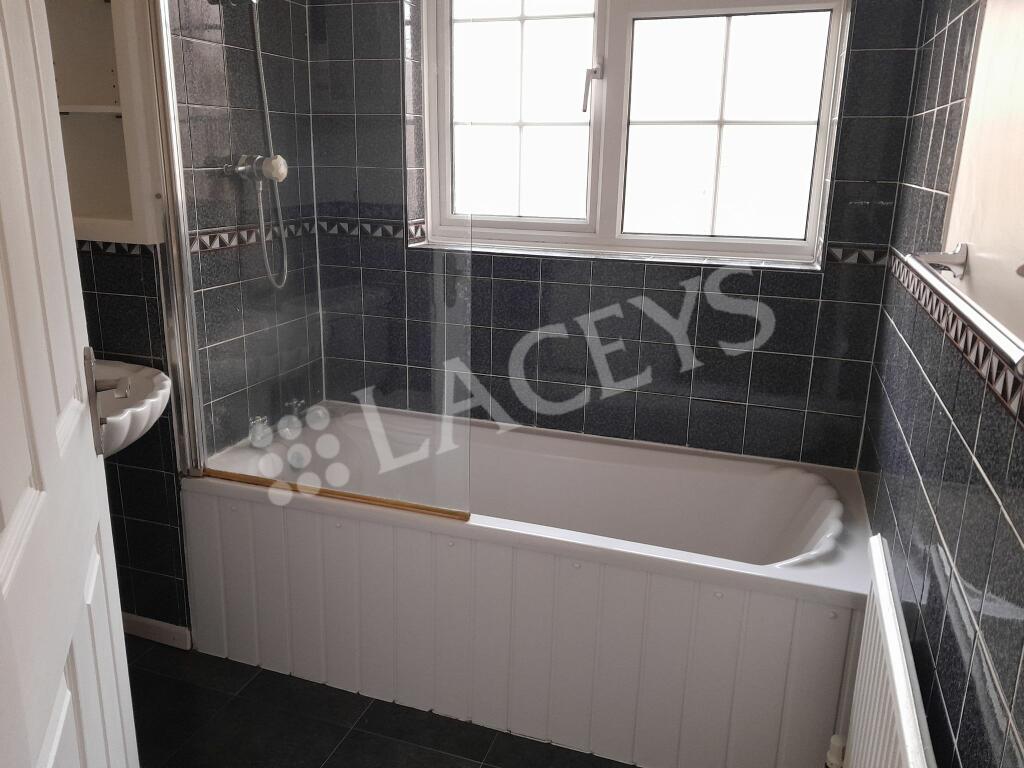 Additional property image - Ivy Walk, Yeovil