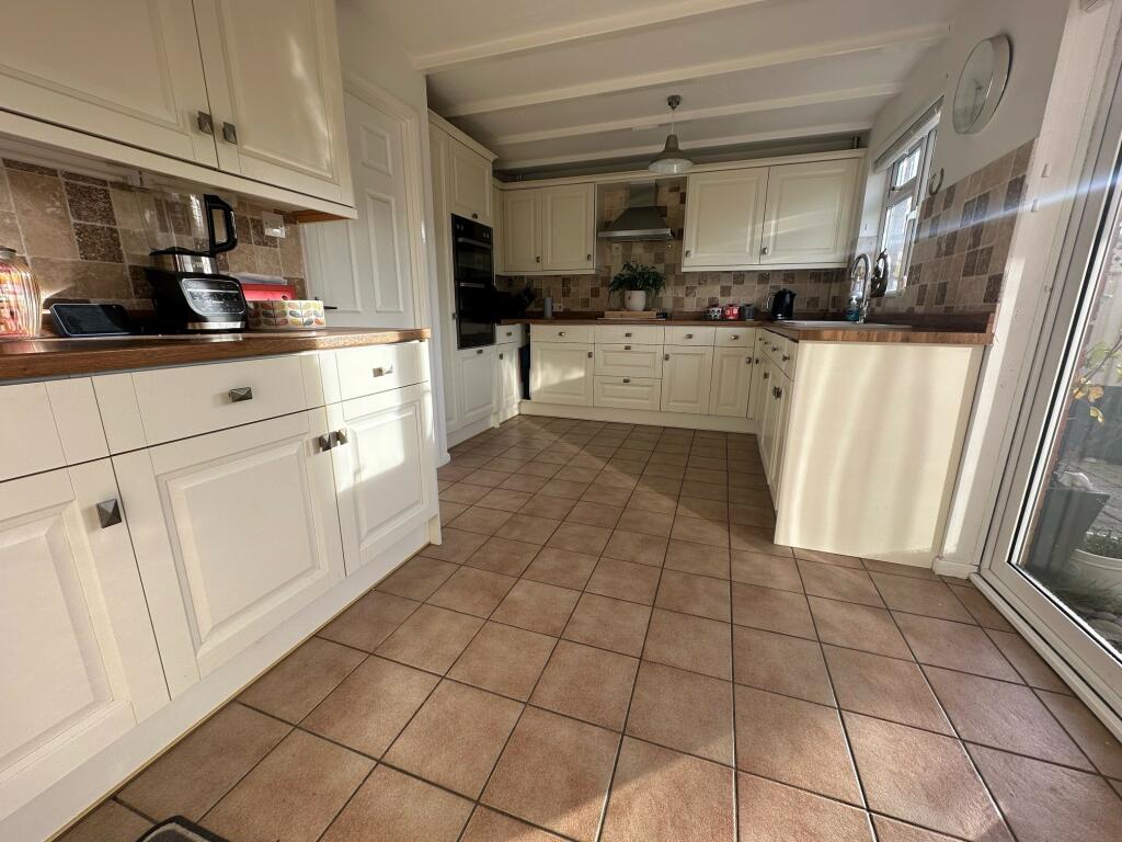 Additional property image - Constable Close, Yeovil, Somerset