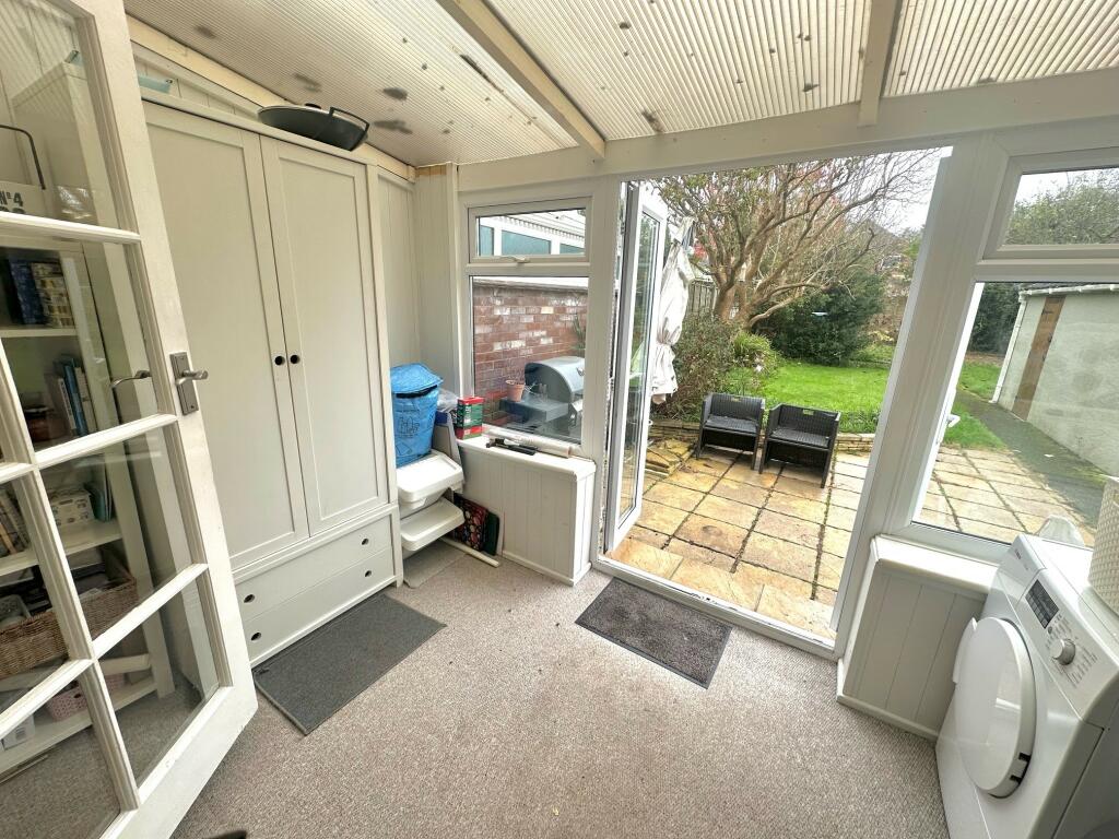 Additional property image - Chilton Grove, Yeovil, Somerset