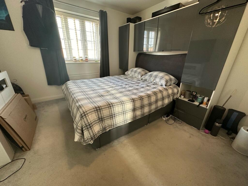 Additional property image - Perrys Hill, Yeovil