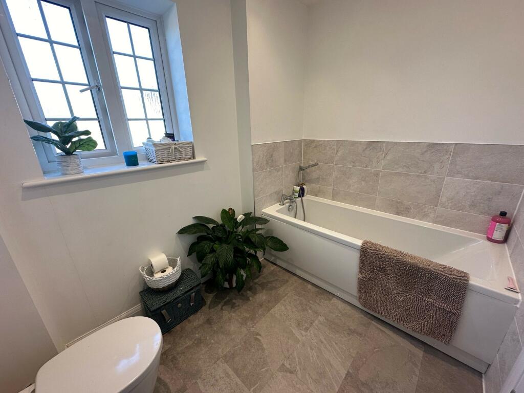 Additional property image - Perrys Hill, Yeovil