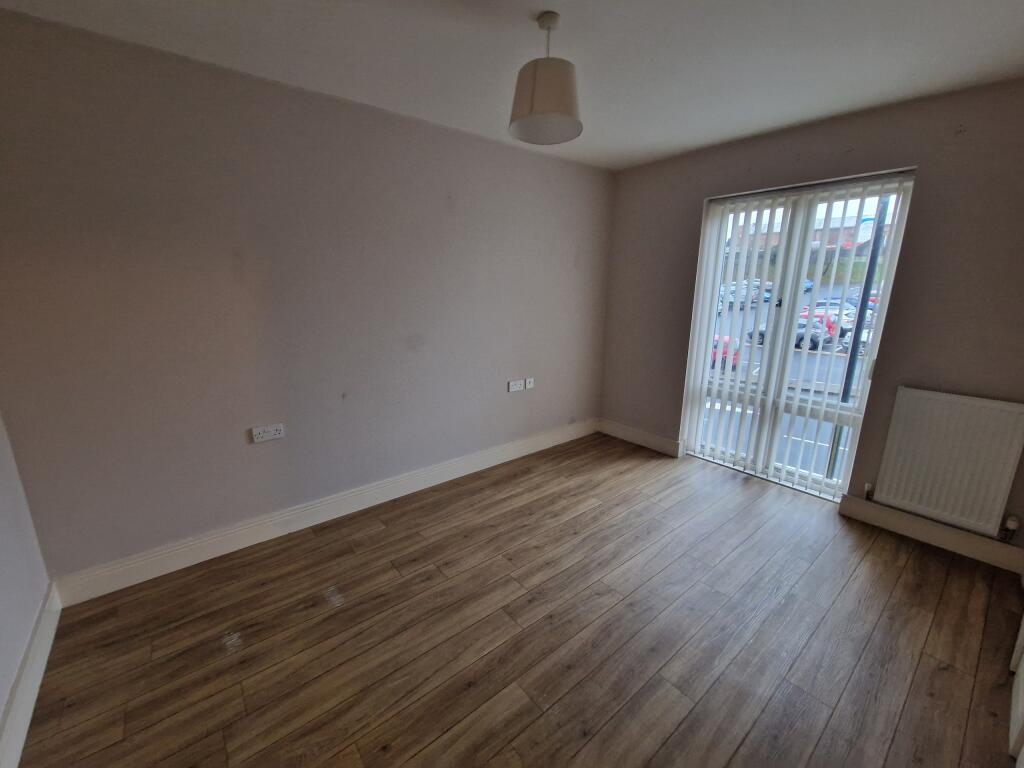 Additional property image - Summer House Terrace, Yeovil, Somerset, BA20 1NL