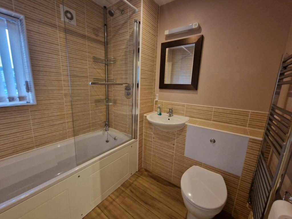 Additional property image - Summer House Terrace, Yeovil, Somerset, BA20 1NL