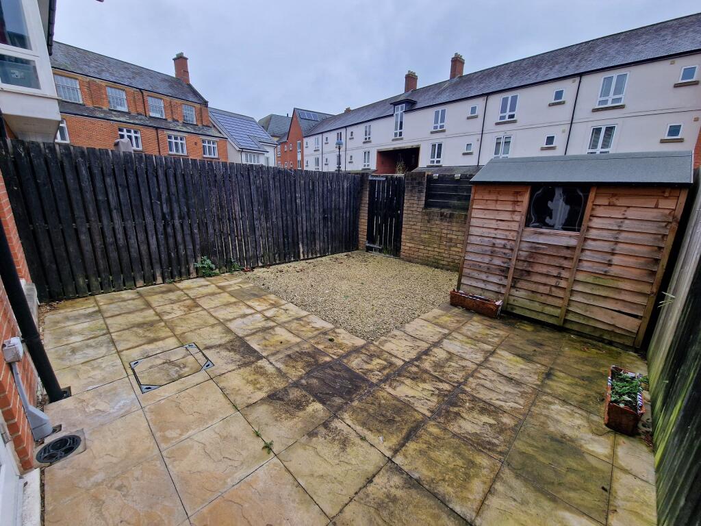 Additional property image - Summer House Terrace, Yeovil, Somerset, BA20 1NL
