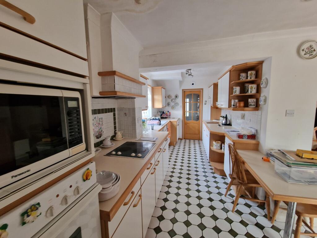 Additional property image - Elmhurst Avenue, Yeovil