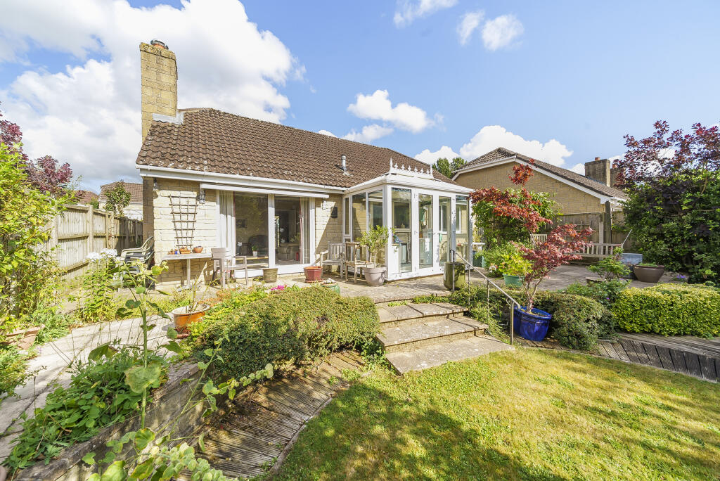 Additional property image - Nathan Close, Yeovil, Somerset, BA20 2TG