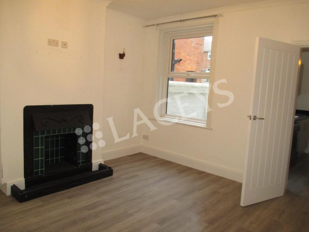 Additional property image - Beer Street, Yeovil