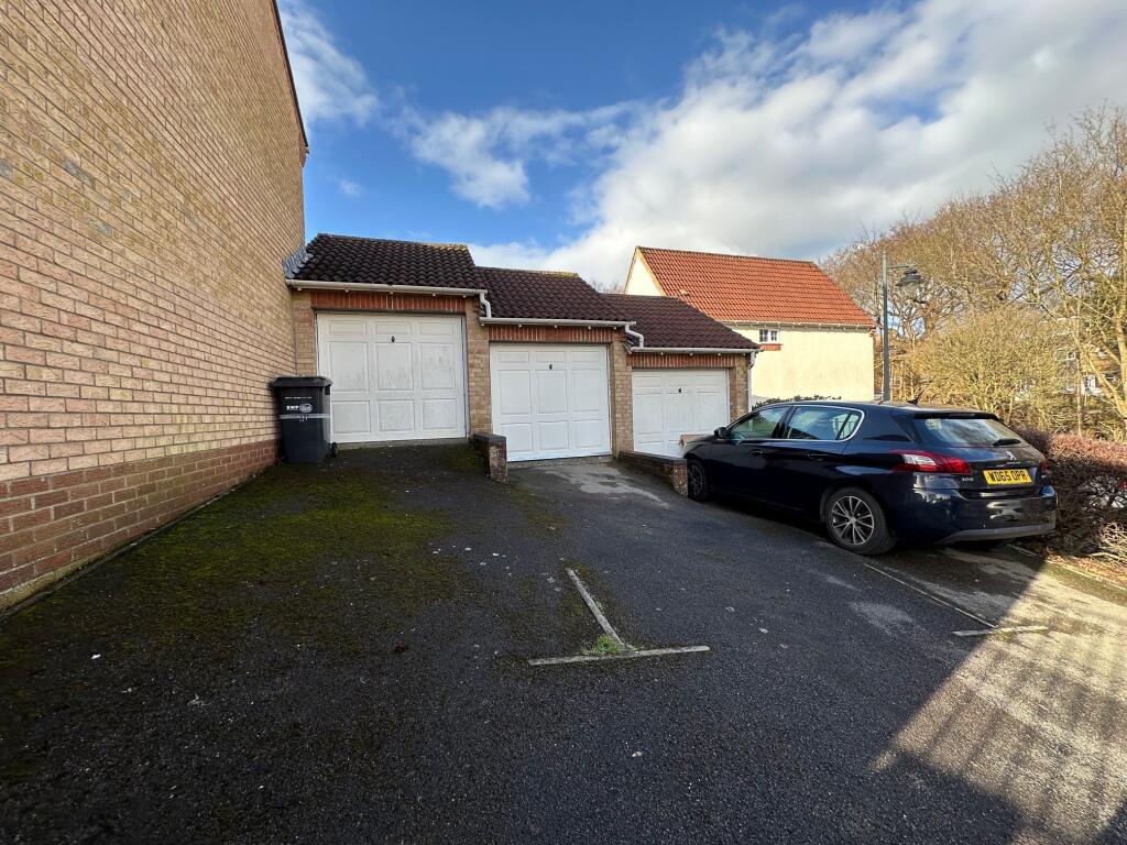 Additional property image - Shelley Close, Abbey Manor Park, Yeovil, BA21 3TX