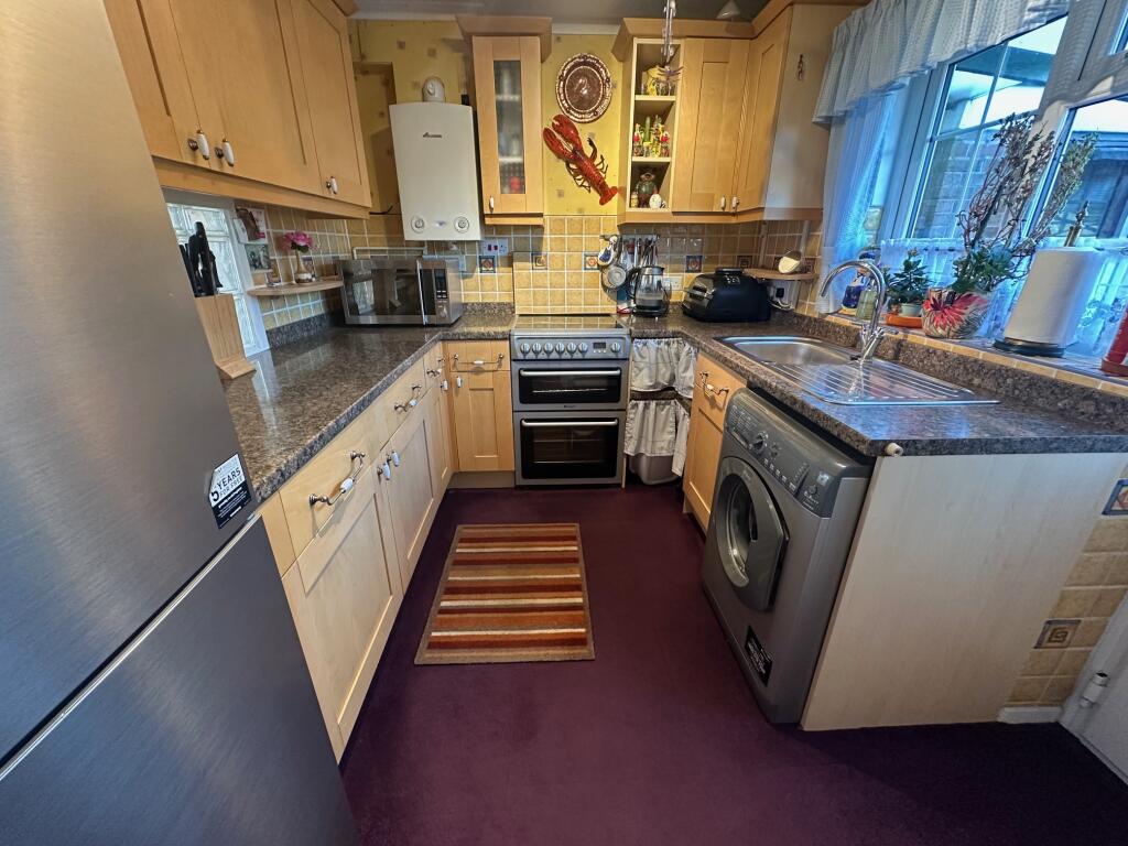 Additional property image - Plantagenet Chase, Yeovil, Somerset, BA20 2PP