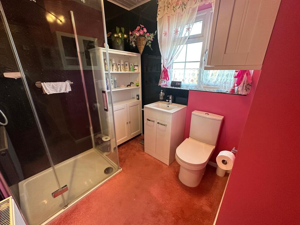 Additional property image - Plantagenet Chase, Yeovil, Somerset, BA20 2PP