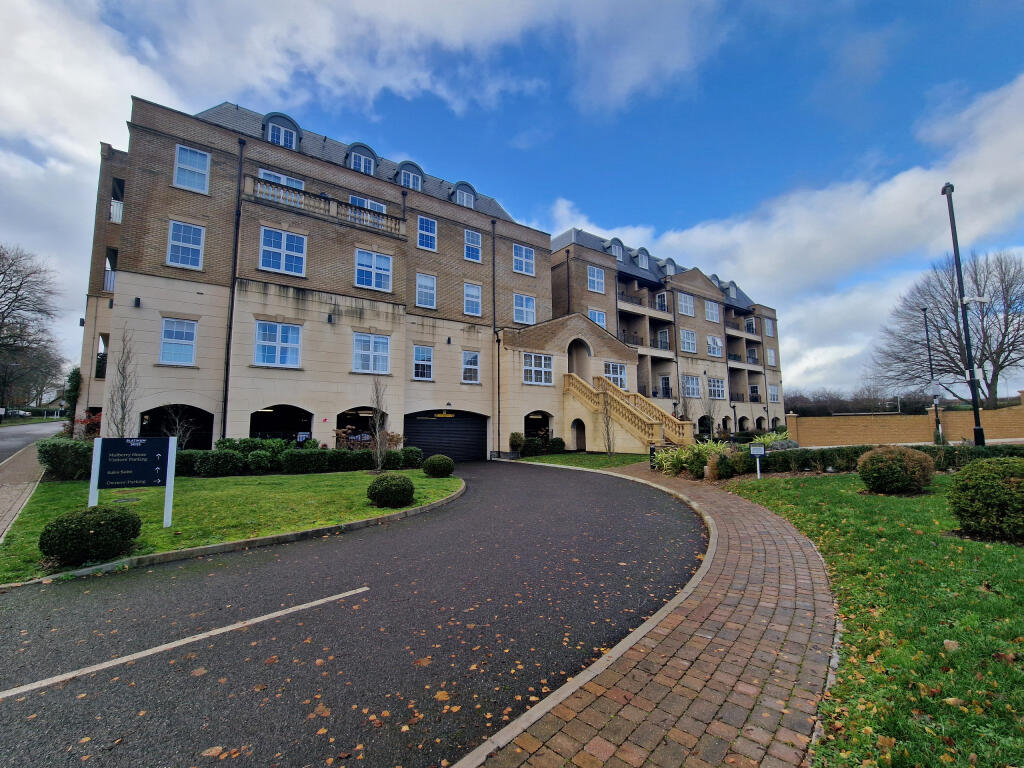 Main image of property: Mulberry House, 2 Canon Woods Close, Sherborne, Dorset, DT9 6FH