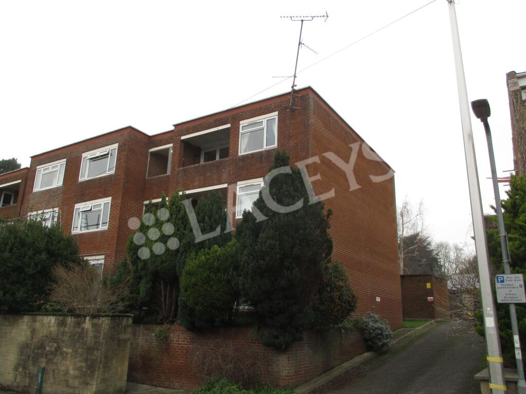 Main image of property: Flat 13, Blackdown House, Sparrow Road, Yeovil, Somerset, BA21 4BT