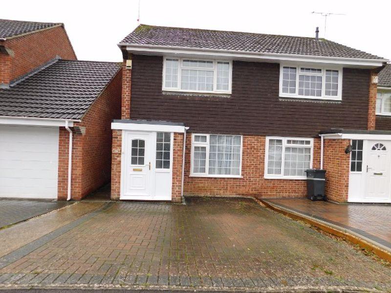 2 bedroom end of terrace house for sale in Rowan Way, Yeovil, BA20