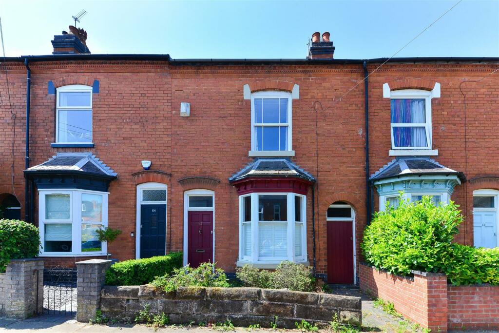 3 bedroom terraced house for sale in Melton Road, Kings Heath
